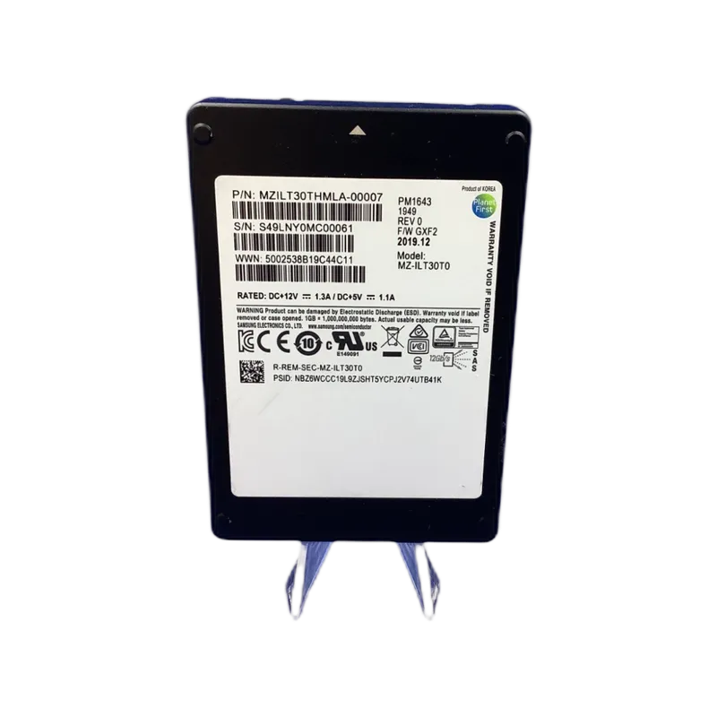 Samsung MZ-ILT30T0 30.72 TB PM1643 SAS 12Gb/s 2.5 inch Read Intensive Solid State Drive