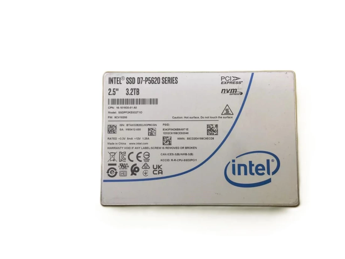Solidigm SSDPF2KE032T1O 3.2 TB D7-P5620 PCIe 4.0 x4, NVMe U.2 15mm Enterprise/Mixed-Use Solid State Drive