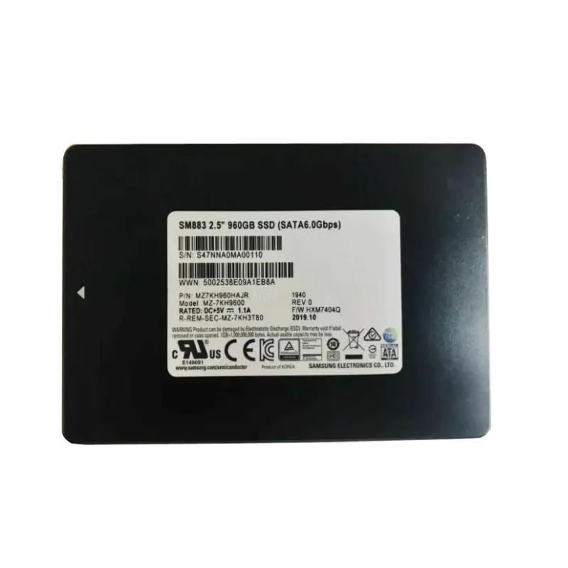Samsung SM883 Series MZ7KH960HAJR 960GB SATA 6Gbps 2.5-дюймовый Enterprise SSD | Высоконадежный твердотельный накопитель MLC для смешанных нагрузок | Для серверной загрузки, баз данных и систем хранения